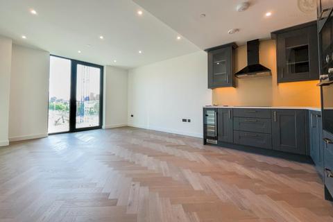 Studio to rent, Merino Wharf, London Dock, London, E1W