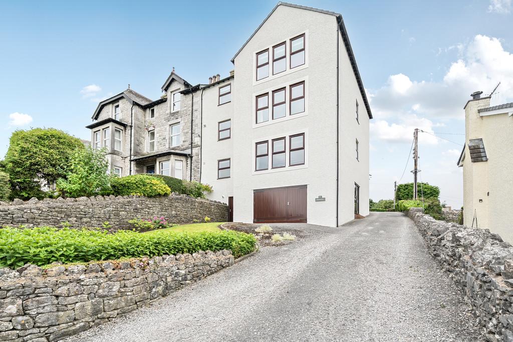 Flat 2 Howgill