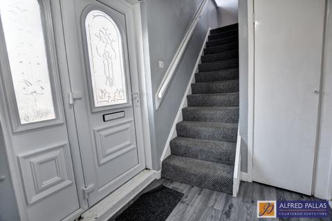 3 bedroom end of terrace house for sale, Watford Close, Witherwack