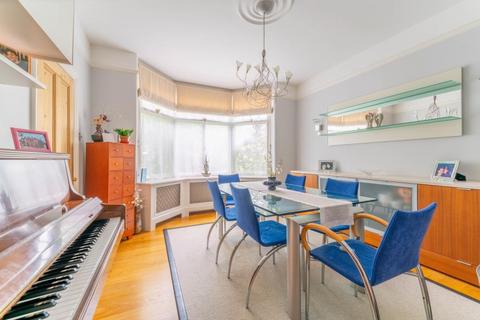 undefined, Winscombe Crescent, W5