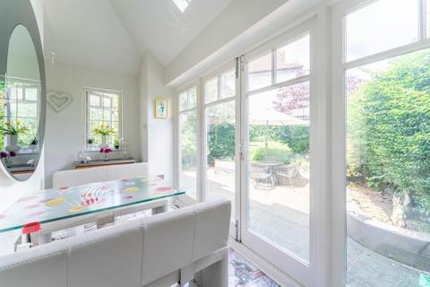 undefined, Winscombe Crescent, W5