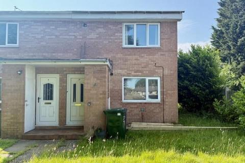 undefined, Santa Monica Grove, Idle, Bradford