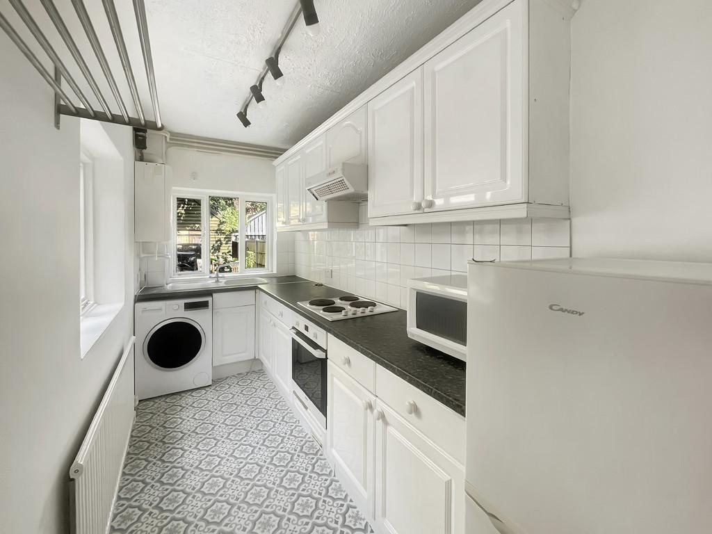 Kitchen (2)