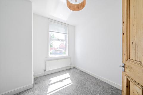 59 Austhorpe Road, Leeds, LS15 8EQ