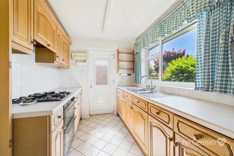 4 Ashtree Close, Little Haywood, Stafford, ST18 0NL