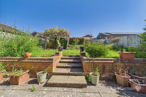 4 Ashtree Close, Little Haywood, Stafford, ST18 0NL