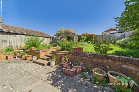 4 Ashtree Close, Little Haywood, Stafford, ST18 0NL