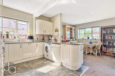 3 bedroom detached bungalow for sale, Chapel Lane, Elmstead