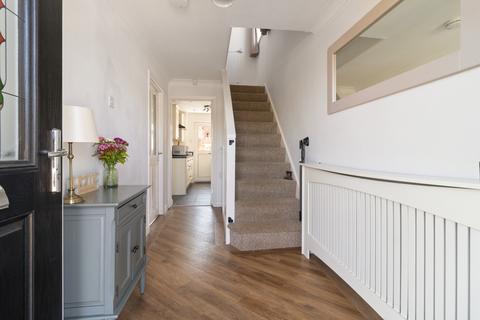 13 Bramley Avenue, Worcester, WR2 6DG