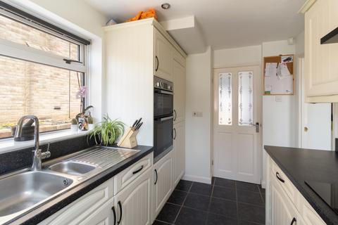 13 Bramley Avenue, Worcester, WR2 6DG