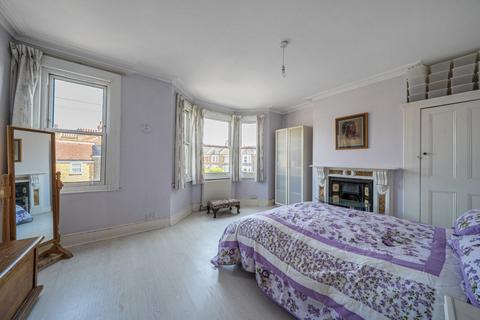 4 bedroom terraced house for sale, Albacore Crescent, Lewisham, London, SE13