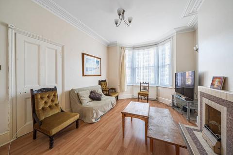 4 bedroom terraced house for sale, Albacore Crescent, Lewisham, London, SE13