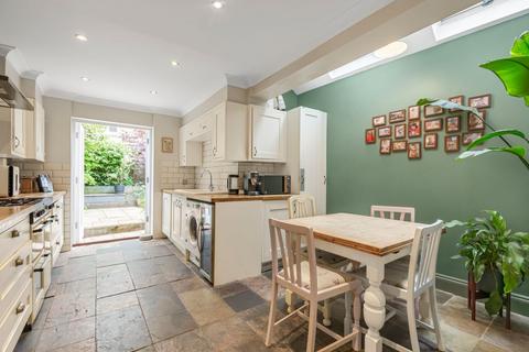 20 Aboyne Road, London, SW17 0AE