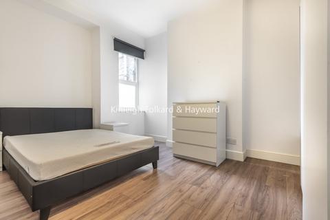1 bedroom flat to rent, Chiswick High Road, London, W4