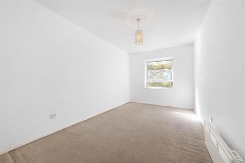 1 bedroom flat for sale, Berkeley Court, Nightingale Way, Swanley, BR8