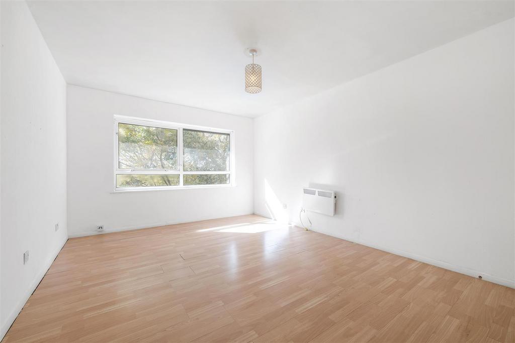 Berkeley Court-7.JPG