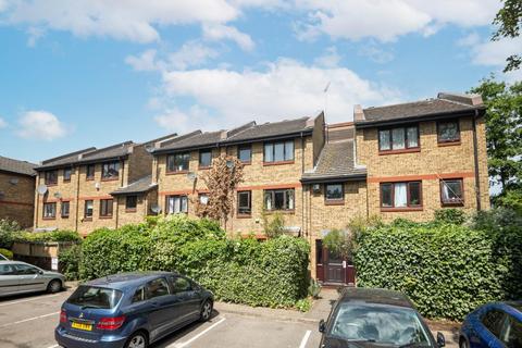 Flat 1, 58 Bakers Hill, London, E5 9HL