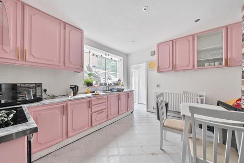 4 bedroom semi-detached house for sale, Fernlea Road, London SW12