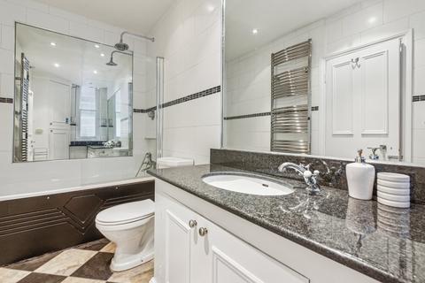 1 bedroom flat for sale, Pont Street, London