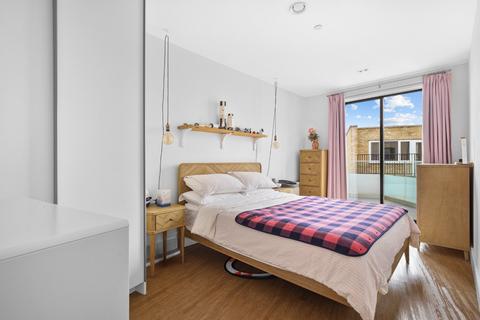 2 bedroom flat for sale, Jessica House, 10 Red Lion Square, Wandsworth High Street, London
