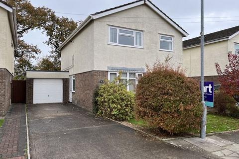 4 bedroom detached house to rent, The Broad Shoard, Cowbridge