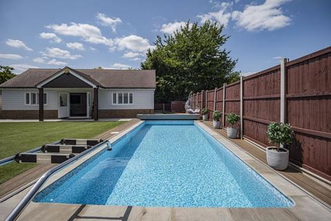 4 bedroom detached house for sale, Church Road, Crockenhill