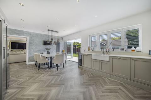 4 bedroom detached house for sale, Church Road, Crockenhill