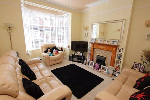4 bedroom terraced house for sale, OXFORD STREET, CLEETHORPES