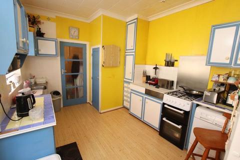 4 bedroom terraced house for sale, OXFORD STREET, CLEETHORPES