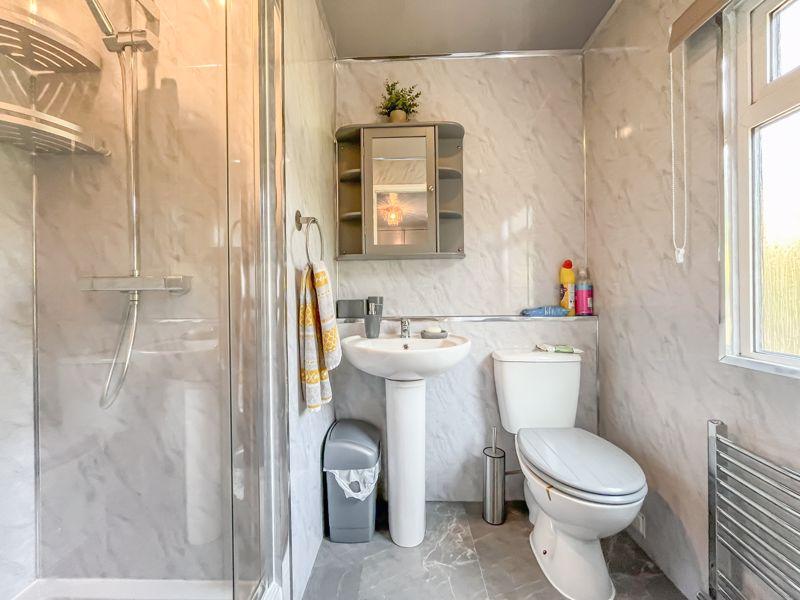 En suite shower room