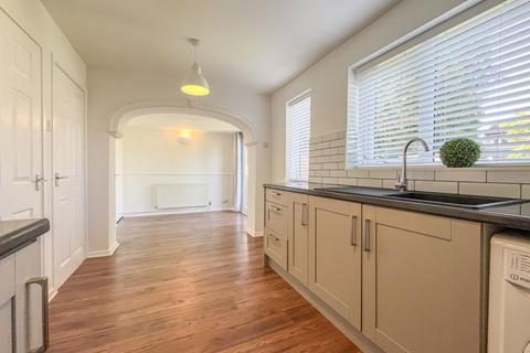 28 Tyning Close, Wolverhampton, WV9 5QH