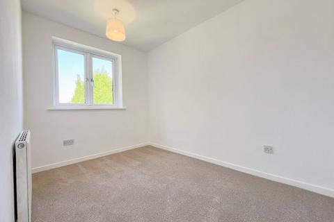 28 Tyning Close, Wolverhampton, WV9 5QH