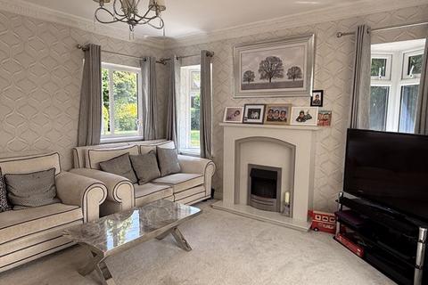 2 Oaklands Road, Sutton Coldfield, B74 2TB
