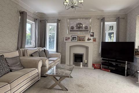 2 Oaklands Road, Sutton Coldfield, B74 2TB
