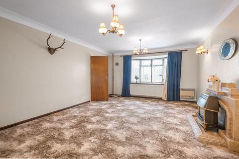 14 Wavenham Close, Sutton Coldfield, B74 4NZ