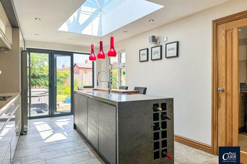 61 Bentons Lane, Walsall, WS6 6EE