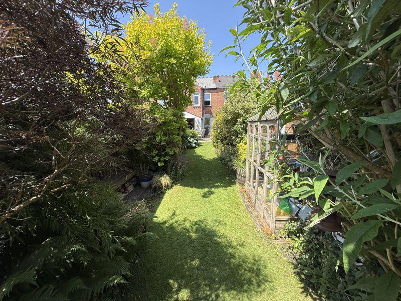 Photo 43