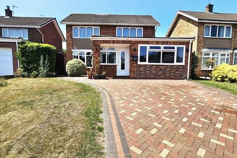 Hillcrest Road, Sutton Coldfield, B72 1EG
