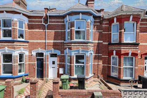 5 bedroom terraced house for sale