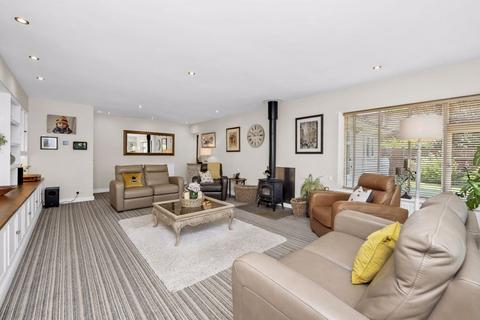 3 bedroom detached bungalow for sale, Furze Close, Thurston