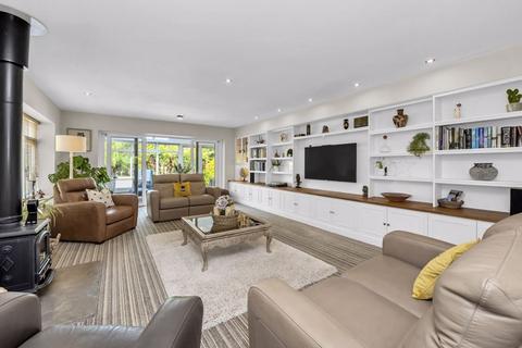 3 bedroom detached bungalow for sale, Furze Close, Thurston