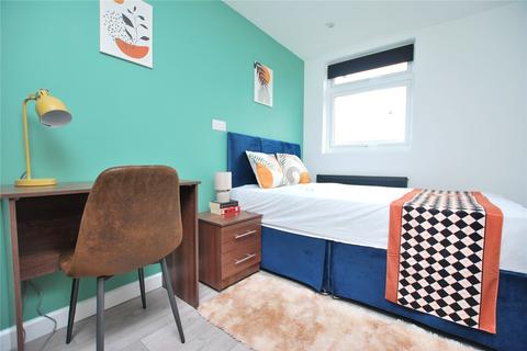 1 bedroom house of multiple occupation to rent, Weston Road, Guildford, Surrey, GU2