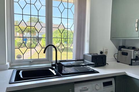 15 Odiham Close, Tamworth, B79 8SB