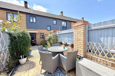 7 Colosseum Drive, Houghton Regis, Dunstable, LU5 6QD