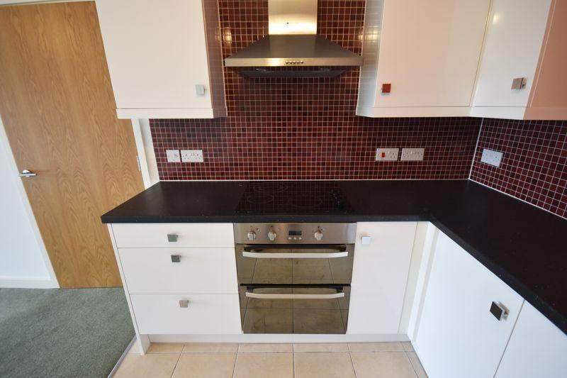 Oven