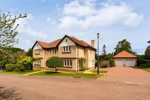 13 Craigerne Crescent, Peebles, EH45 9HW