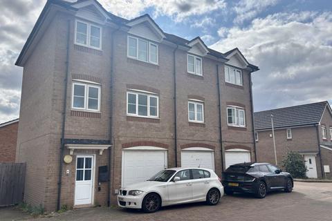 2 bedroom apartment for sale, Nine Acres Close, Hayes, UB3