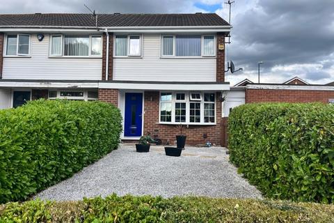 3 bedroom end of terrace house for sale, 12 Warrener Grove  Nottingham
