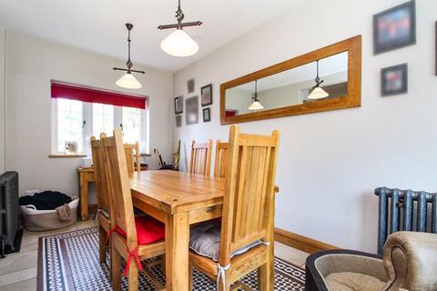 8 Chapel Lane, Willington, Bedford, MK44 3QG