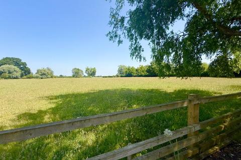 5 bedroom detached house for sale, High Street South, Stewkley LU7